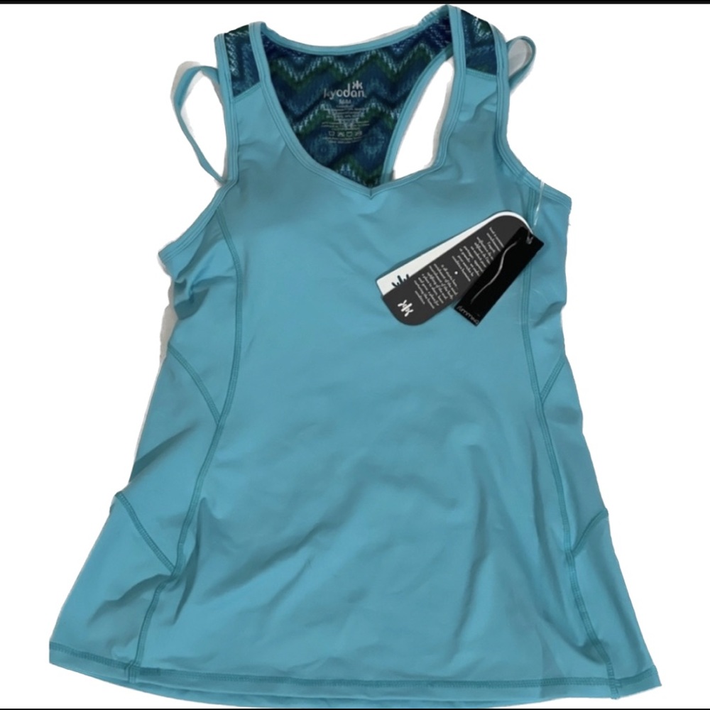 Kyodan activewear top with built in bra  size M - Picture 5 of 5